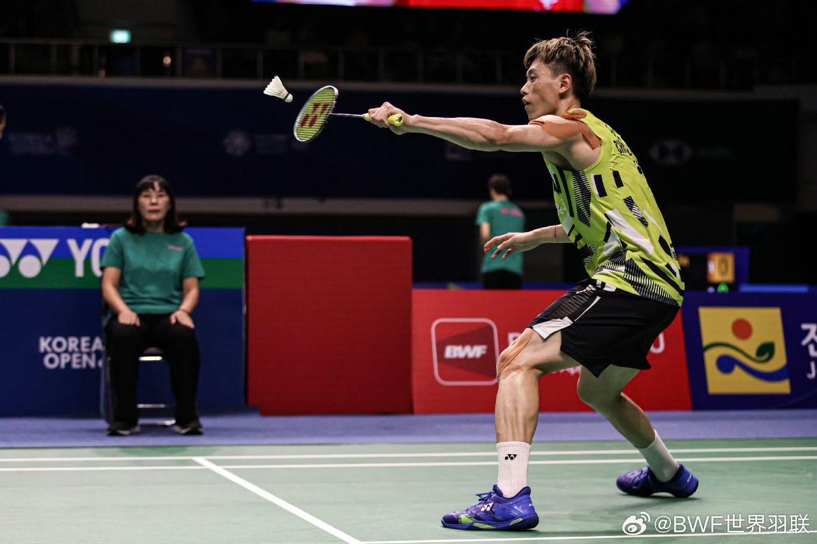 印度羽毛球队逆转泰国羽毛球队，谌龙关键制胜