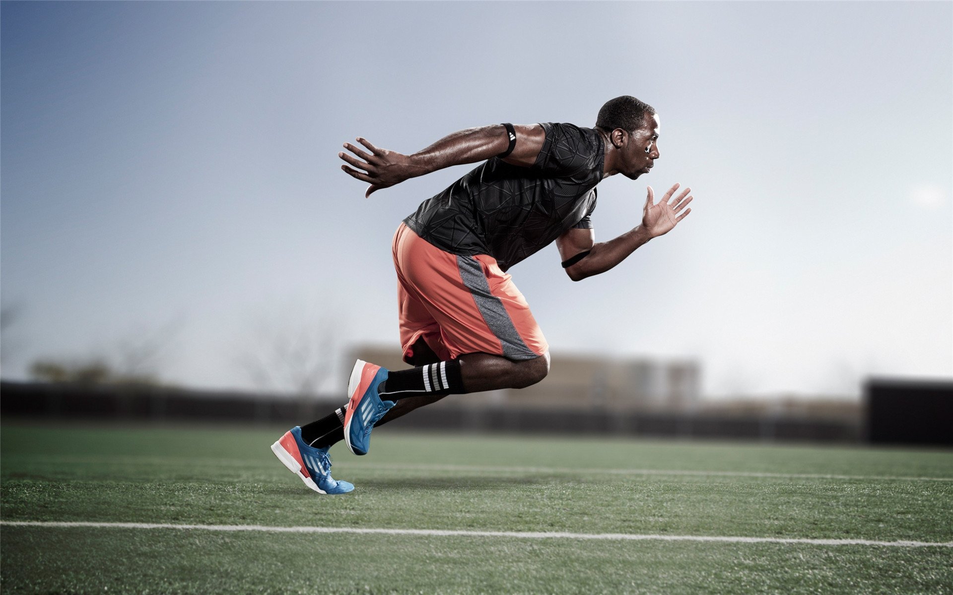 韩国足球队爆冷掀翻阿尔及利亚,归化门神库尔图瓦一战封神