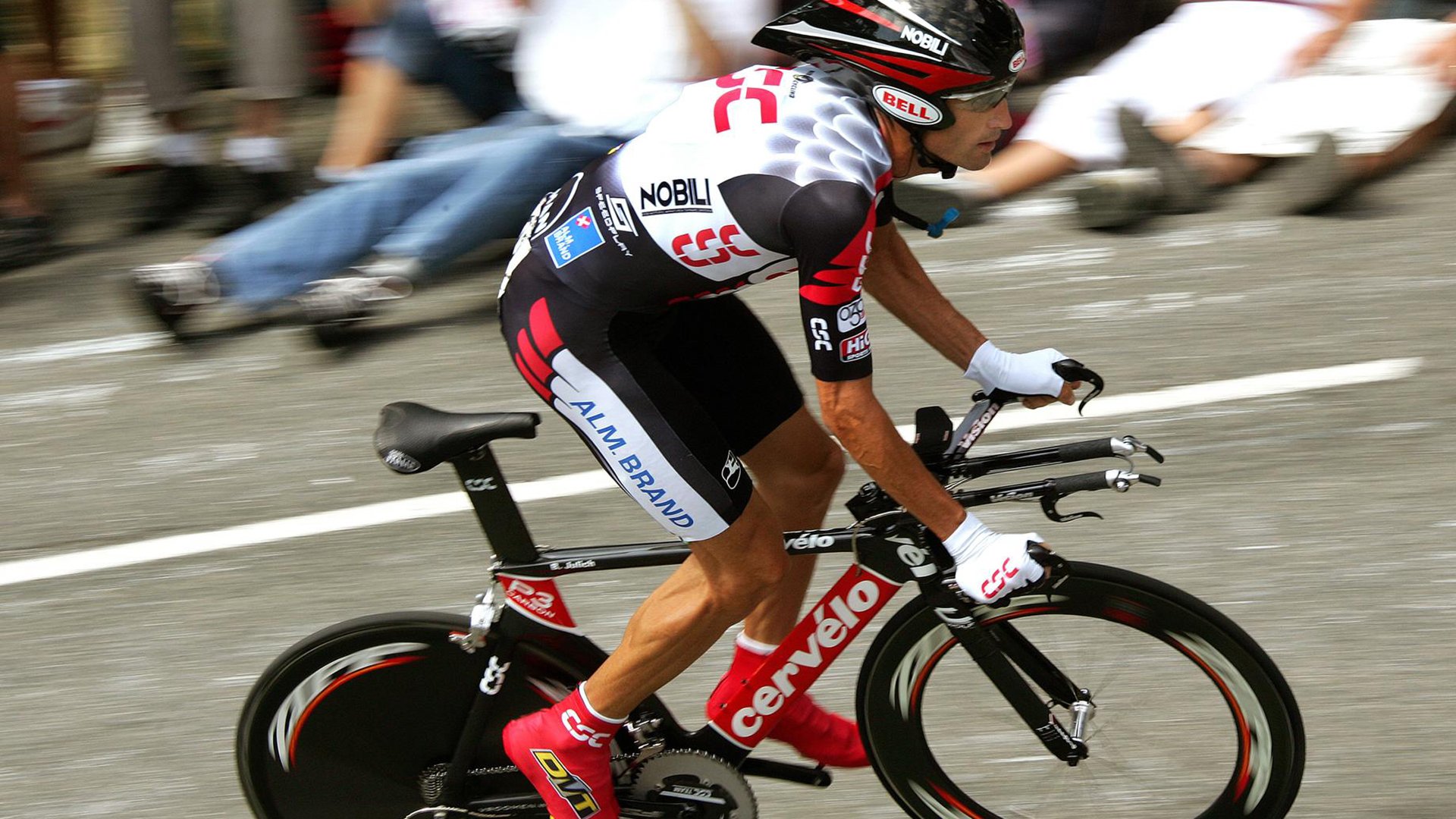 一场美洲杯,双重救赎!乌拉圭掀翻加拿大,伤仲永加克波踢出真巨星