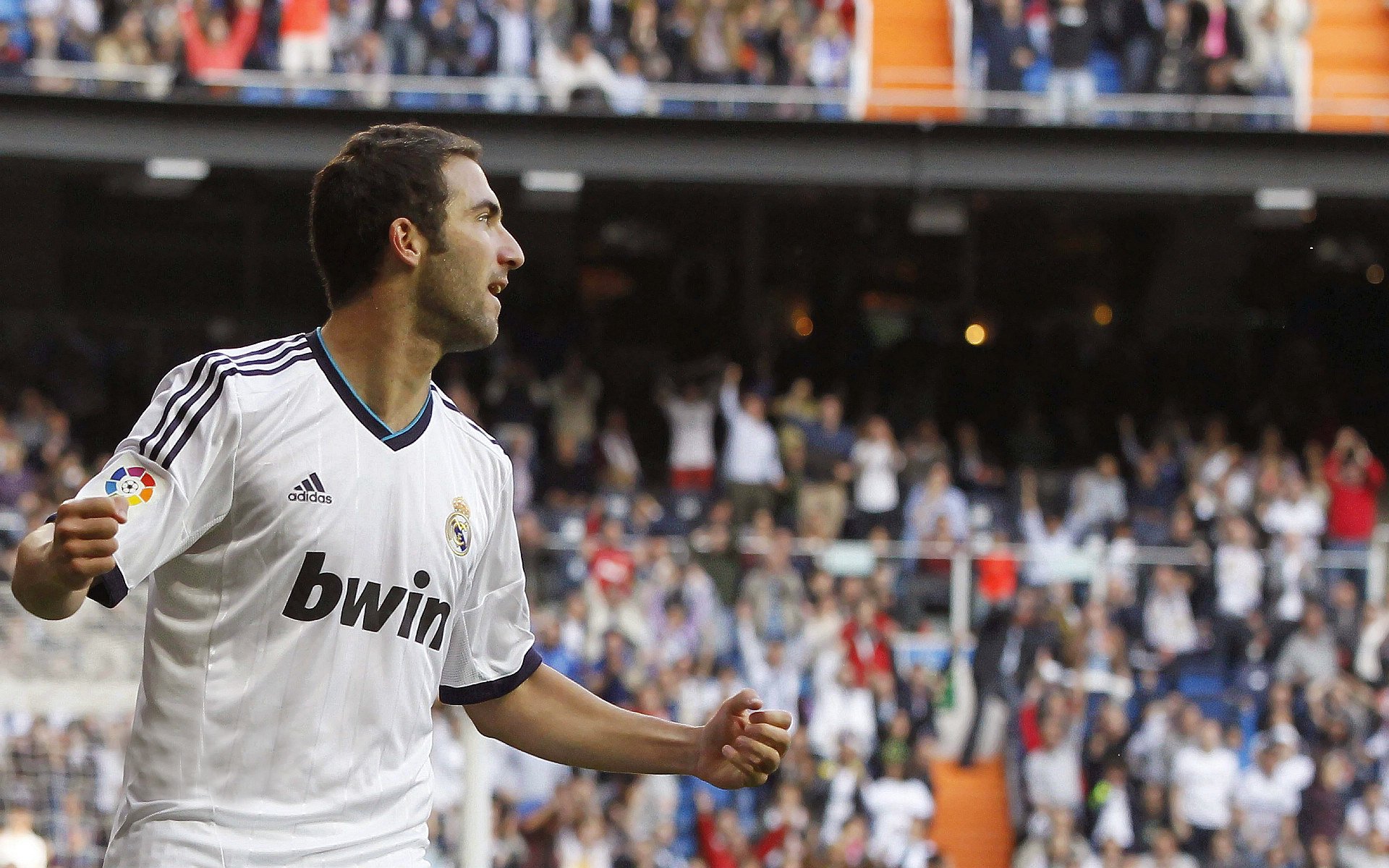 雄鹿速胜独行侠背后，锡安·威廉姆森接管比赛之夜，字母哥怎么了？